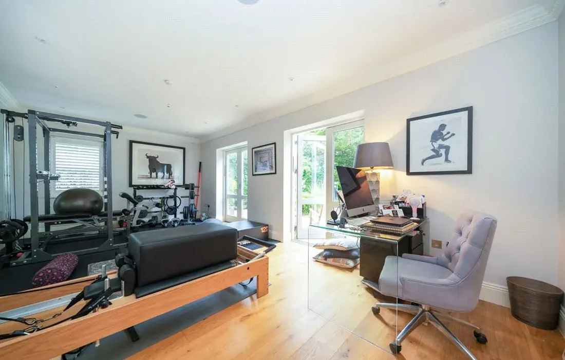 5 bedroom house for sale