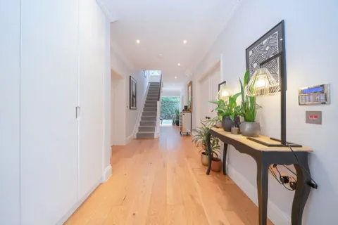 5 bedroom house for sale