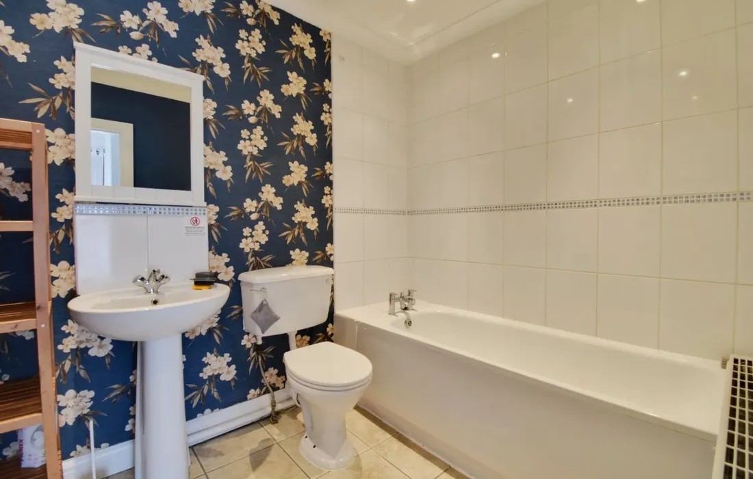4 bedroom house to rent