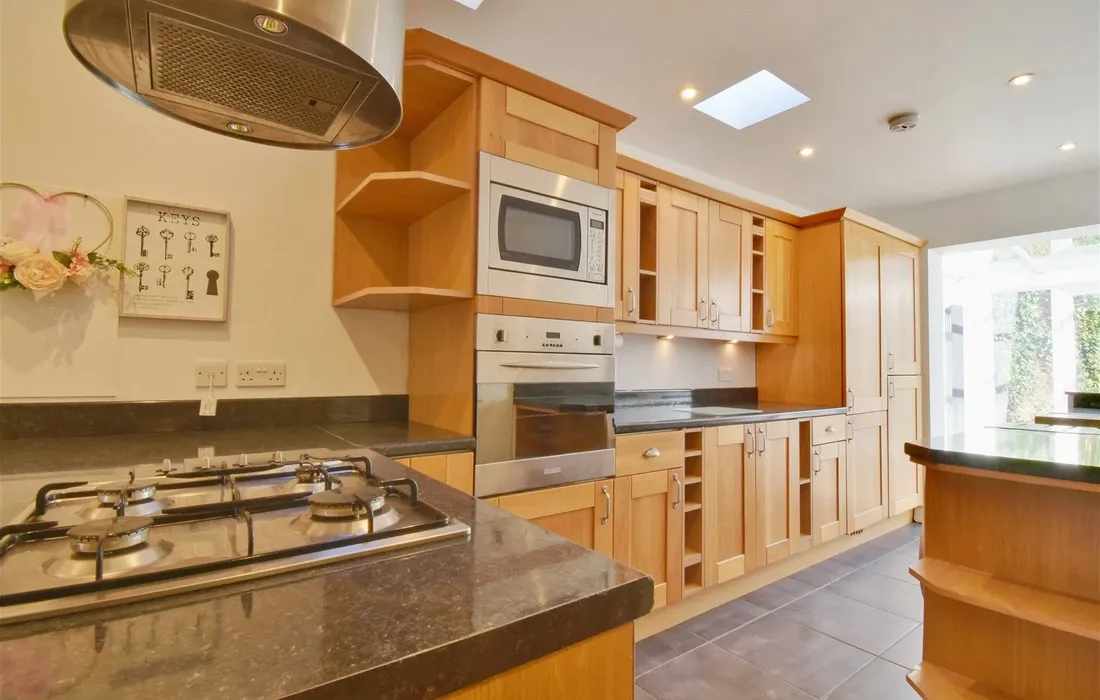 2 bedroom house to rent