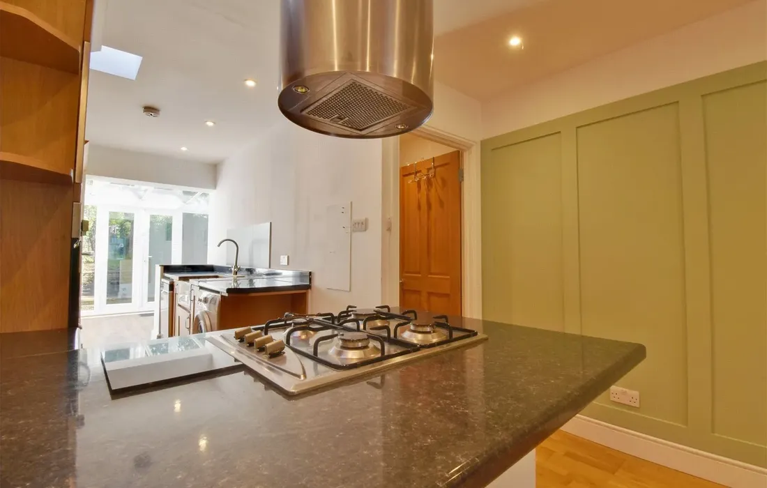 2 bedroom house to rent