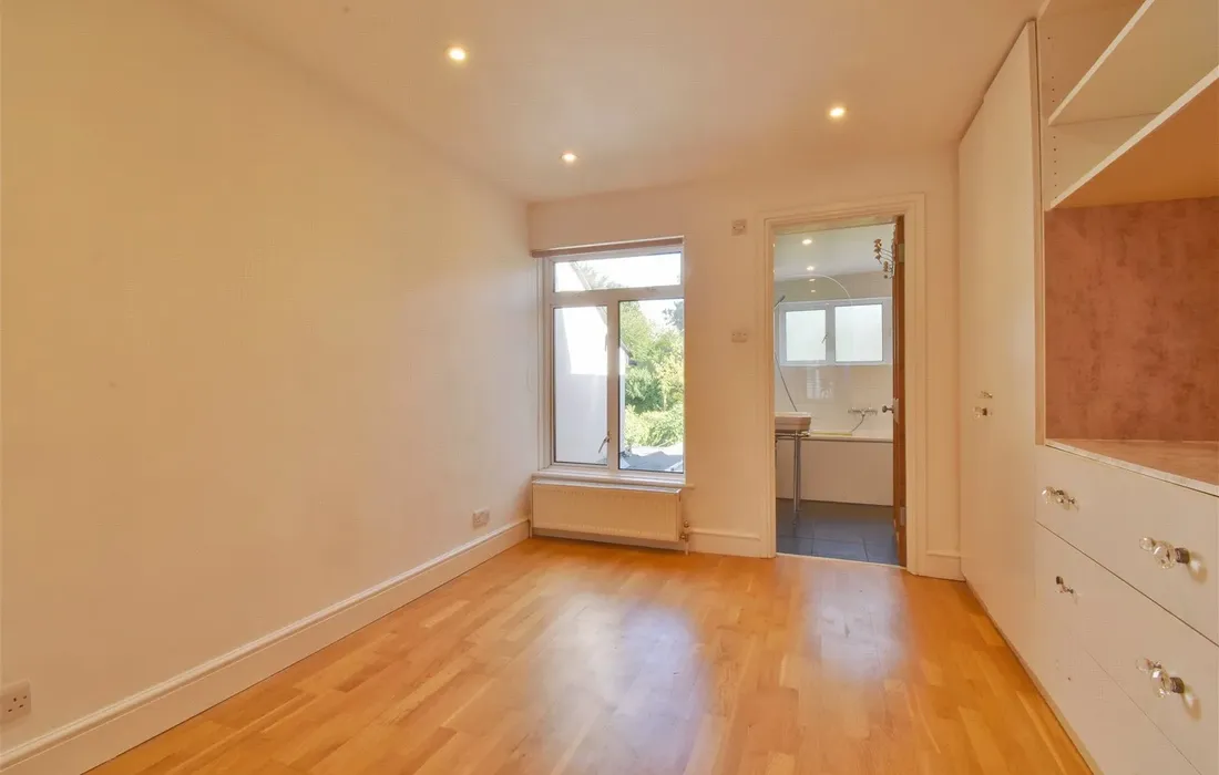 2 bedroom house to rent