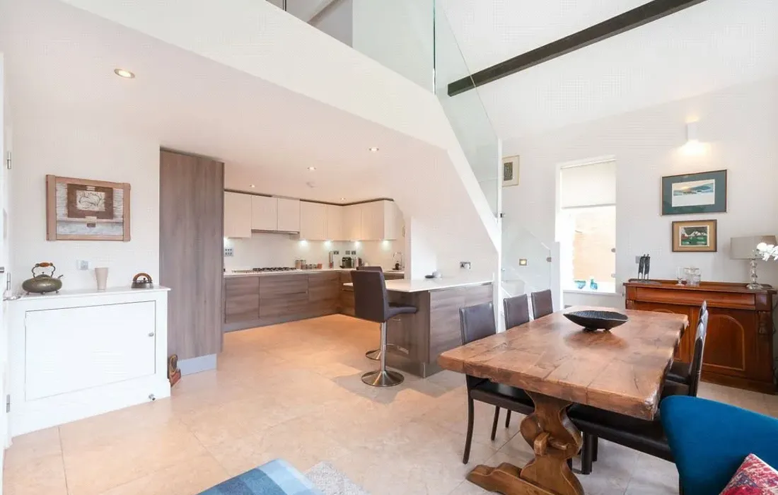 3 bedroom apartment to rent