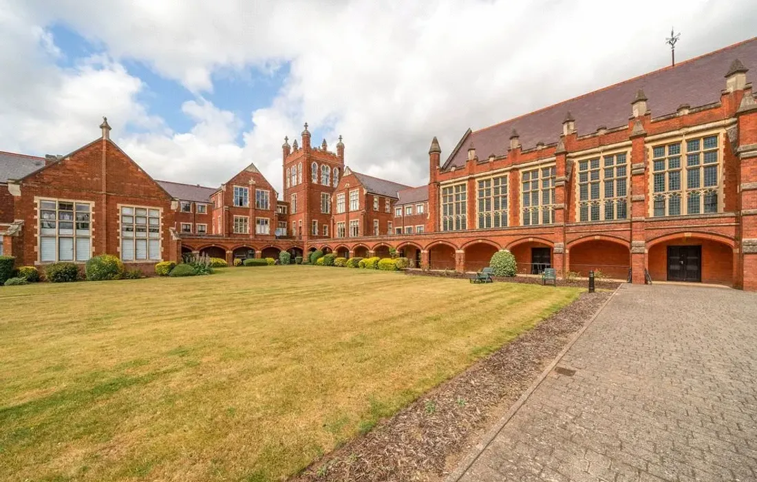 3 bedroom apartment to rent