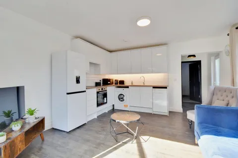 1 bedroom apartment to rent