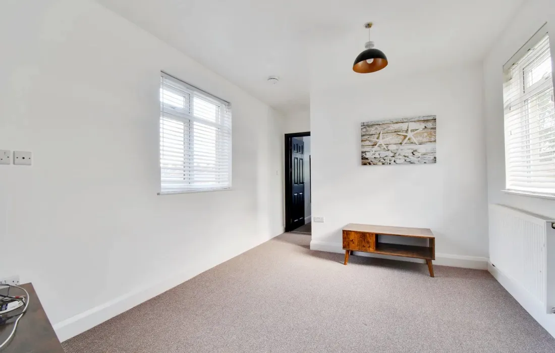 1 bedroom apartment to rent