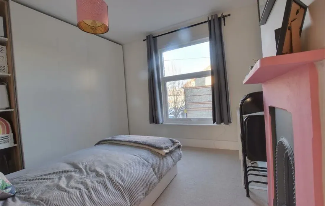 2 bedroom house to rent