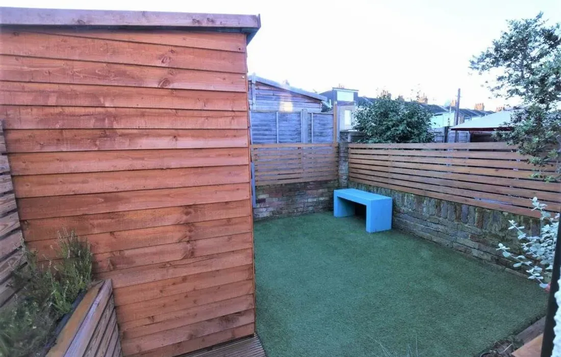 2 bedroom house to rent