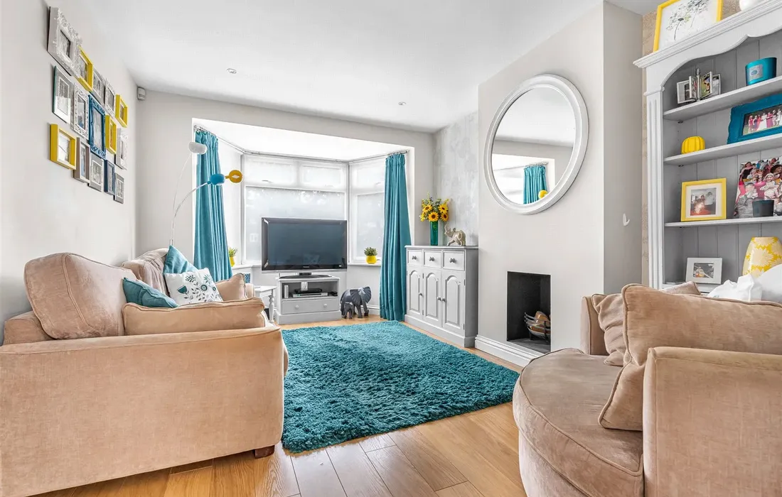 2 bedroom house for sale