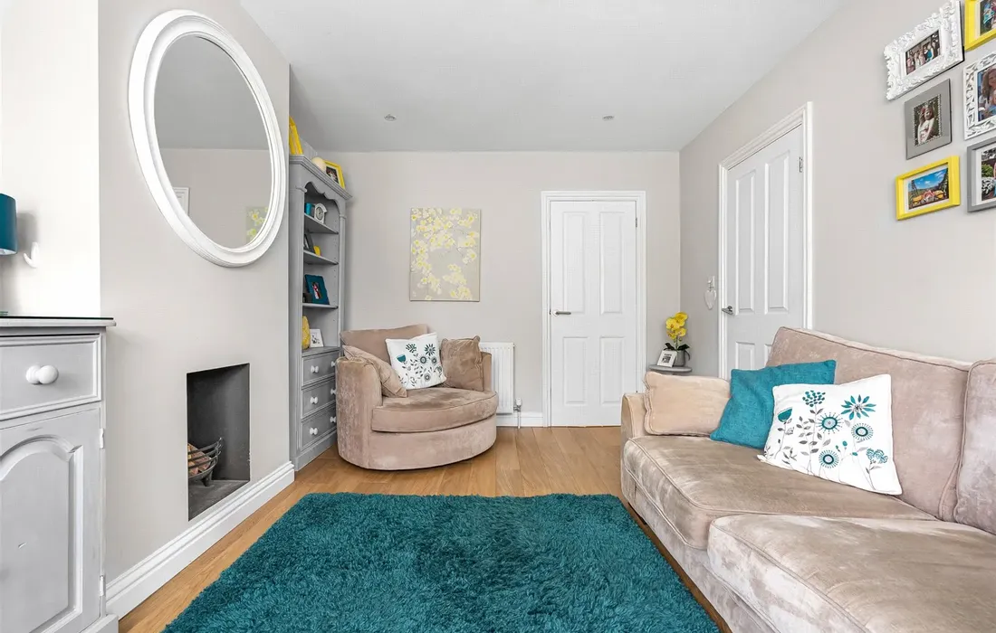 2 bedroom house for sale