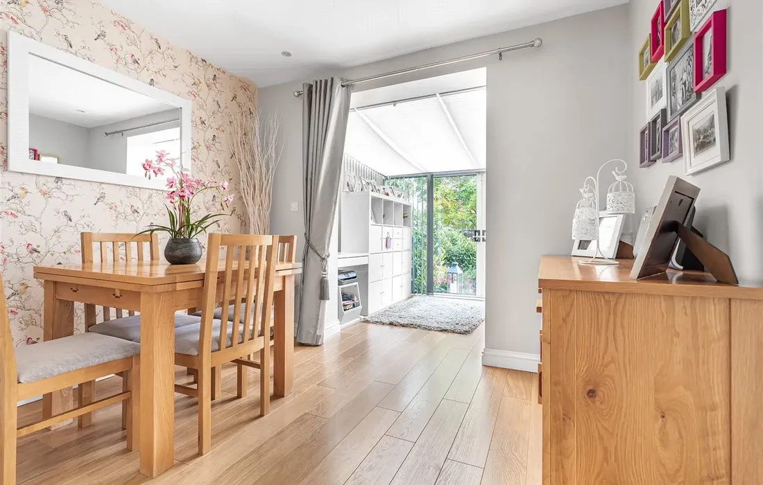 2 bedroom house for sale