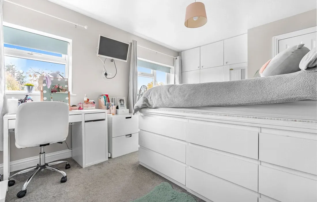 2 bedroom house for sale