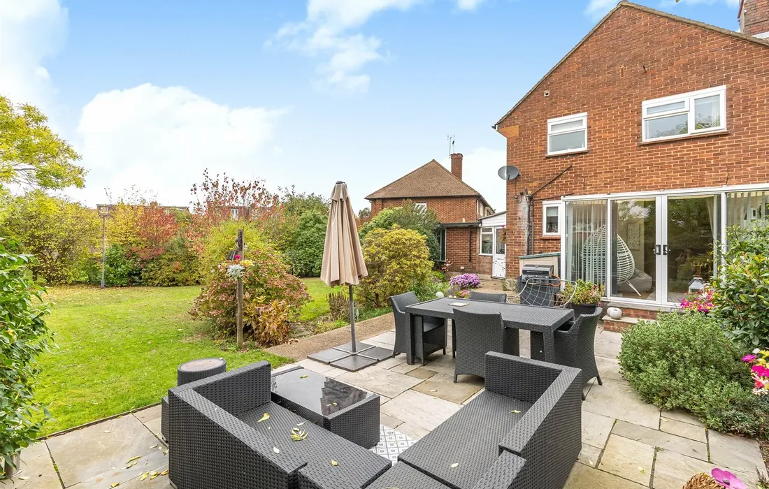 2 bedroom house for sale