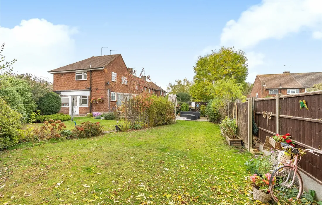 2 bedroom house for sale