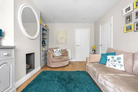 2 bedroom house for sale