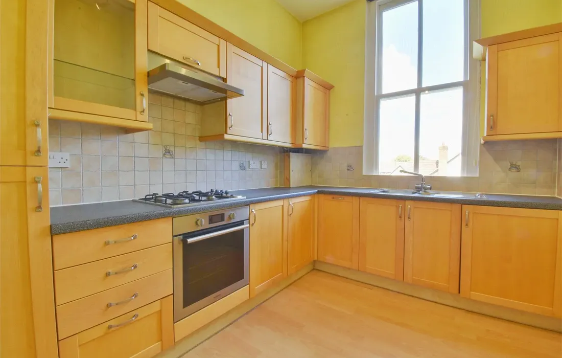 2 bedroom apartment to rent