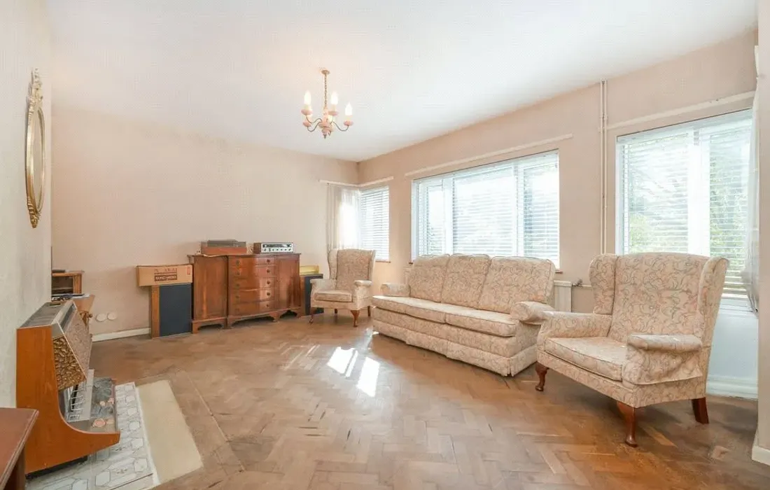 2 bedroom bungalow for sale