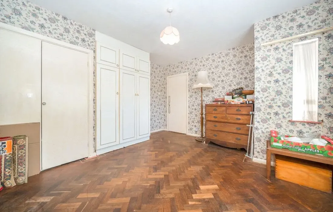 2 bedroom bungalow for sale