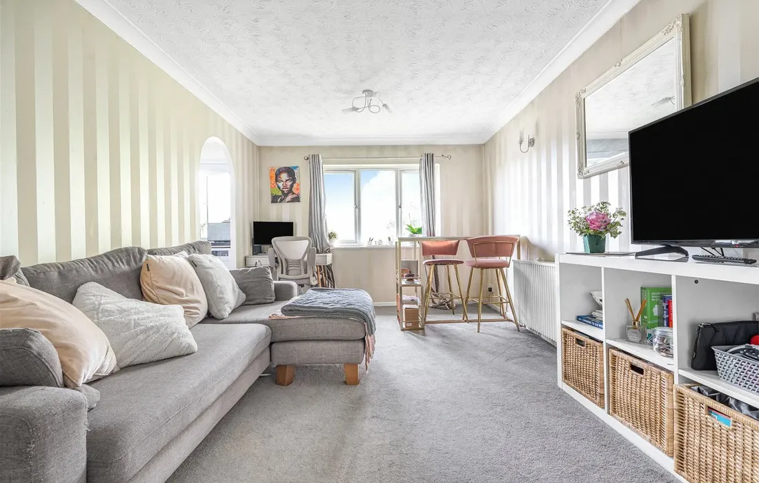 1 bedroom apartment to rent