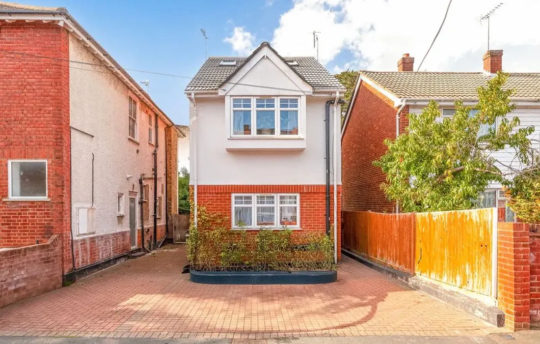 4 bedroom house for sale