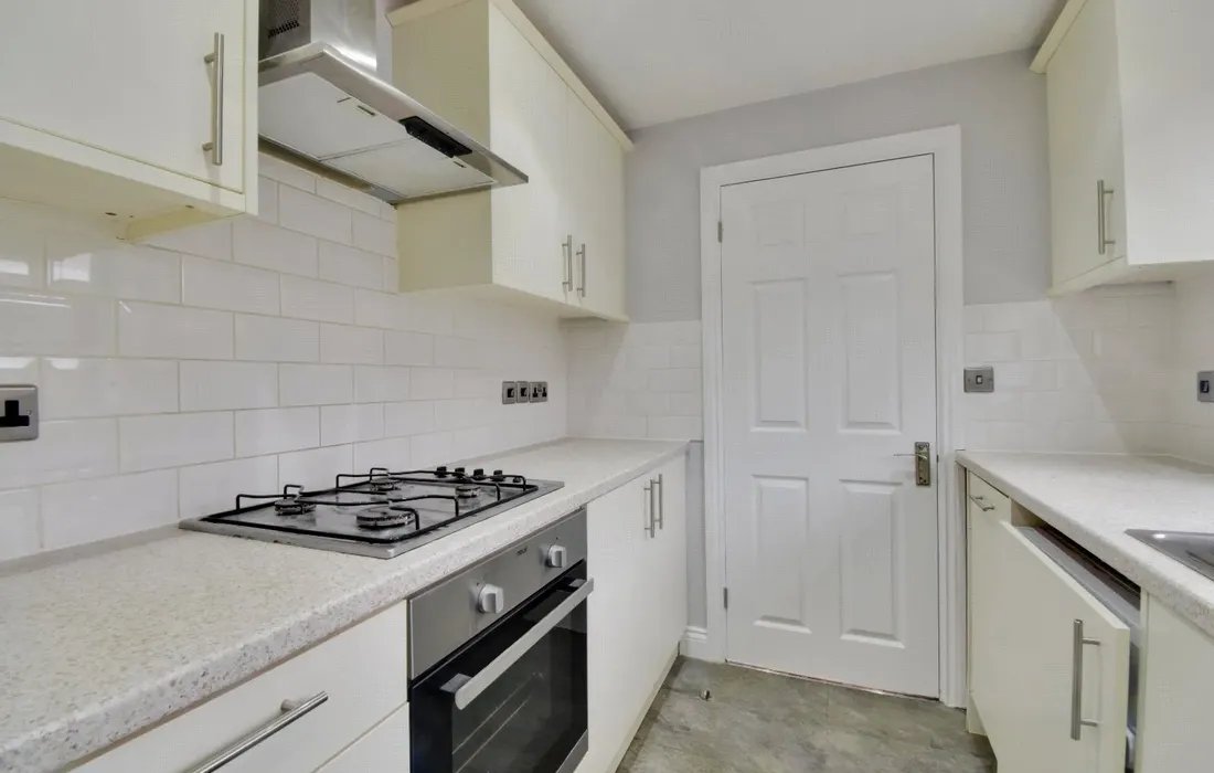 2 bedroom house for sale