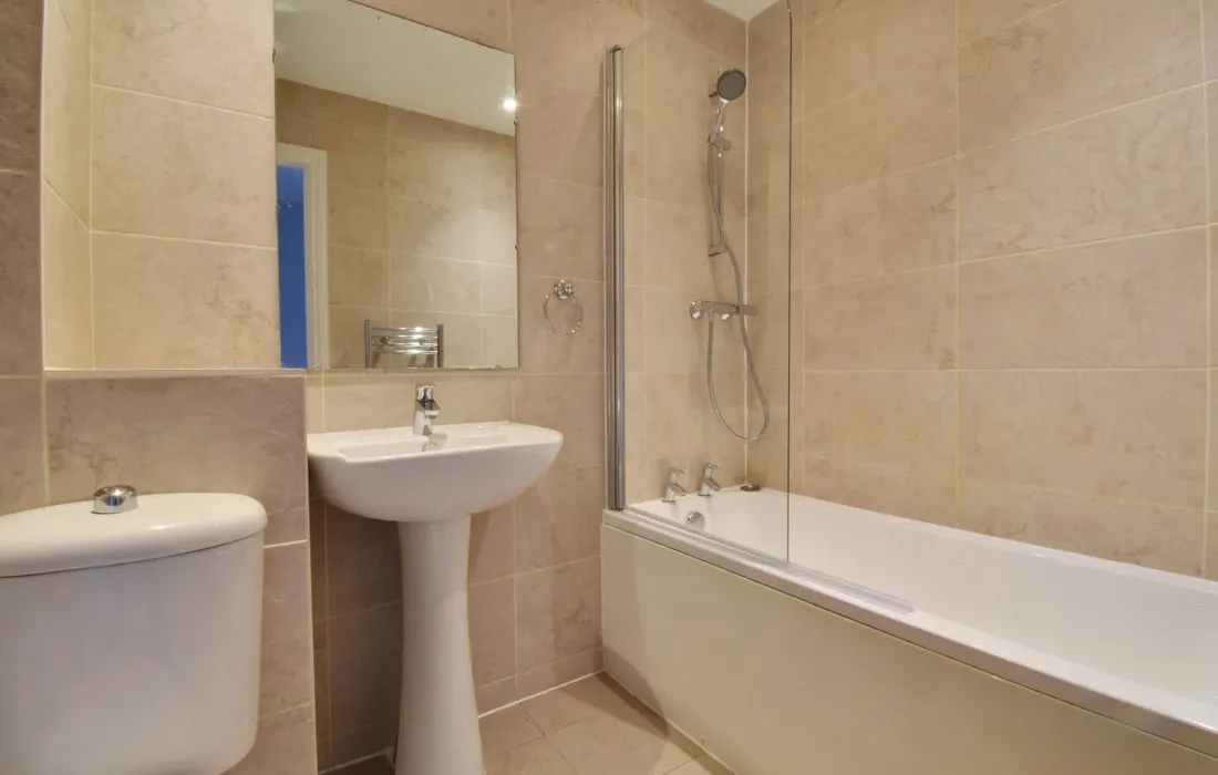 2 bedroom house for sale