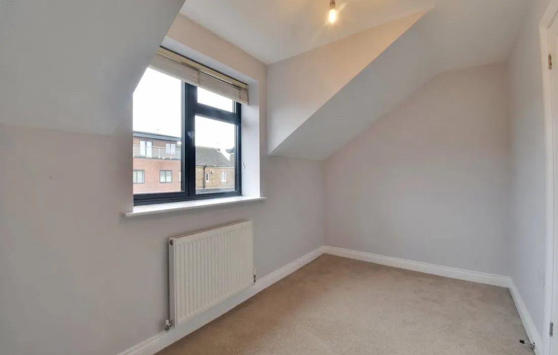 2 bedroom house for sale