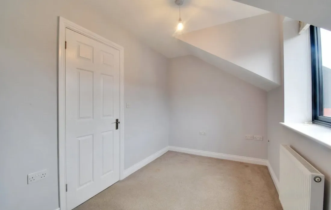 2 bedroom house for sale