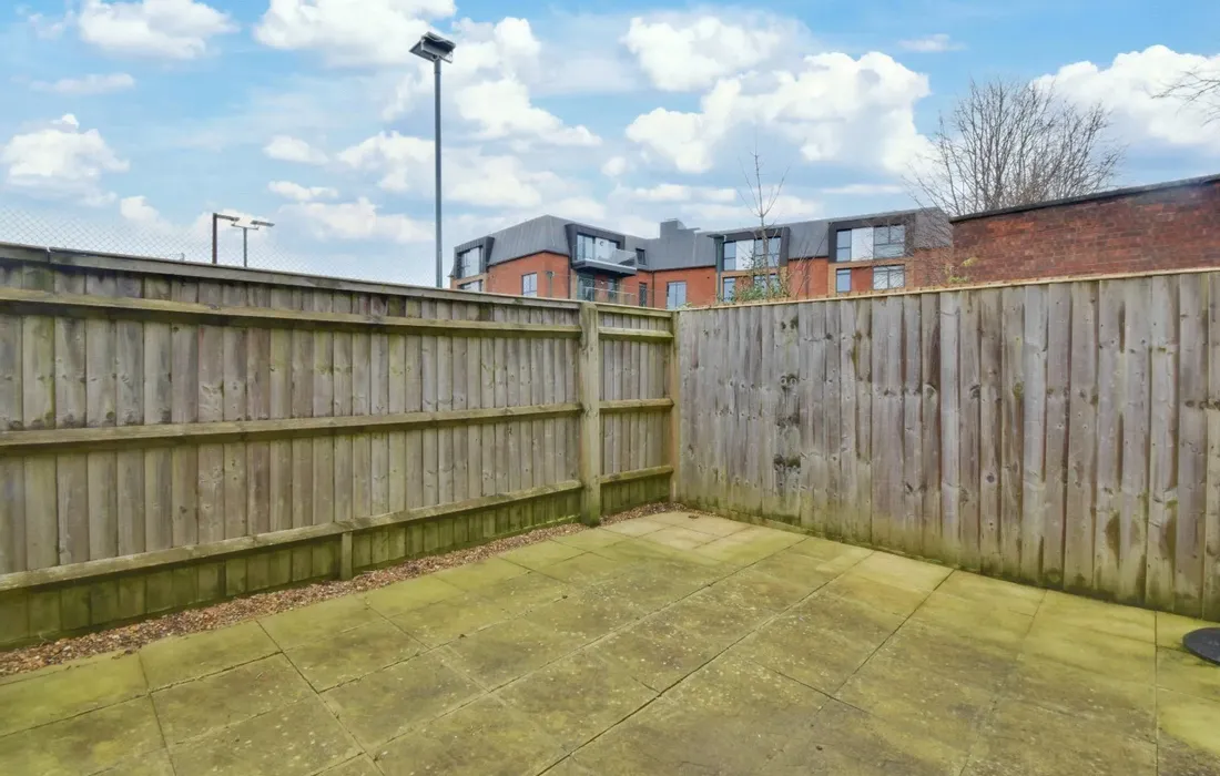 2 bedroom house for sale