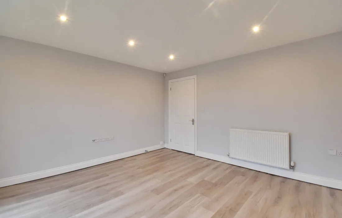 2 bedroom house for sale