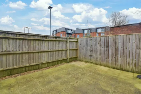 2 bedroom house for sale