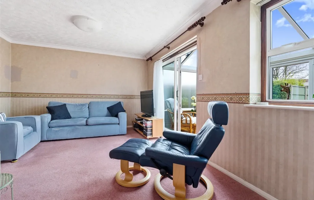 2 bedroom house for sale