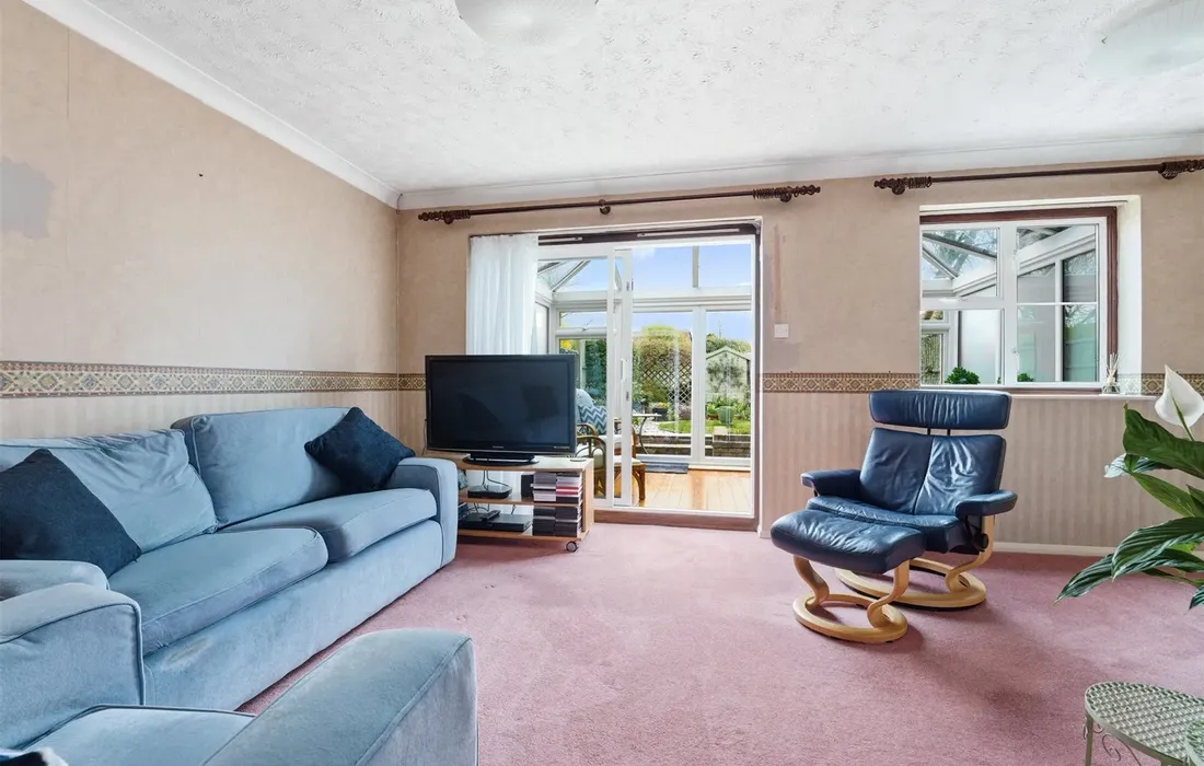 2 bedroom house for sale