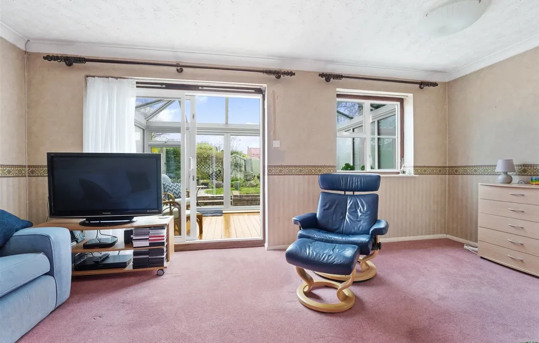 2 bedroom house for sale