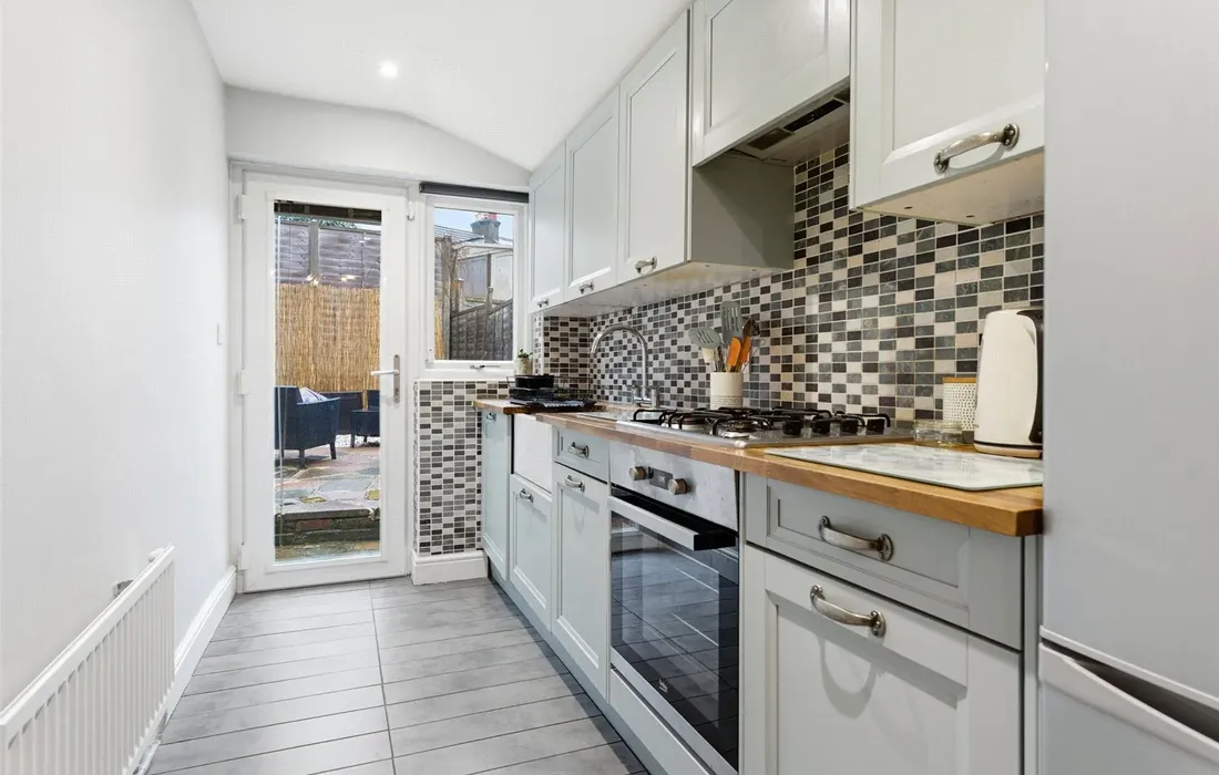 2 bedroom house for sale
