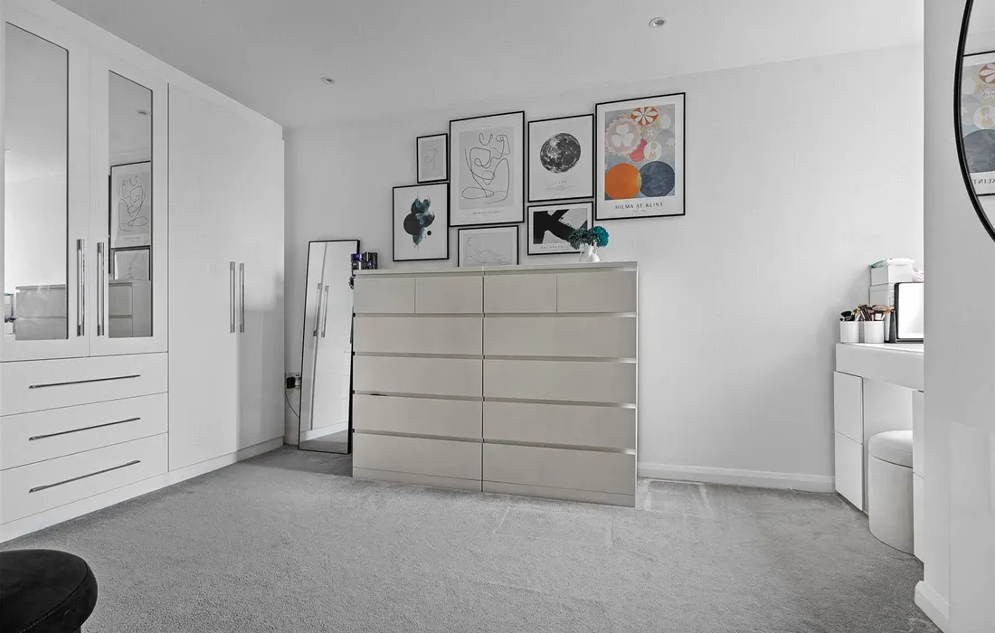 2 bedroom apartment for sale