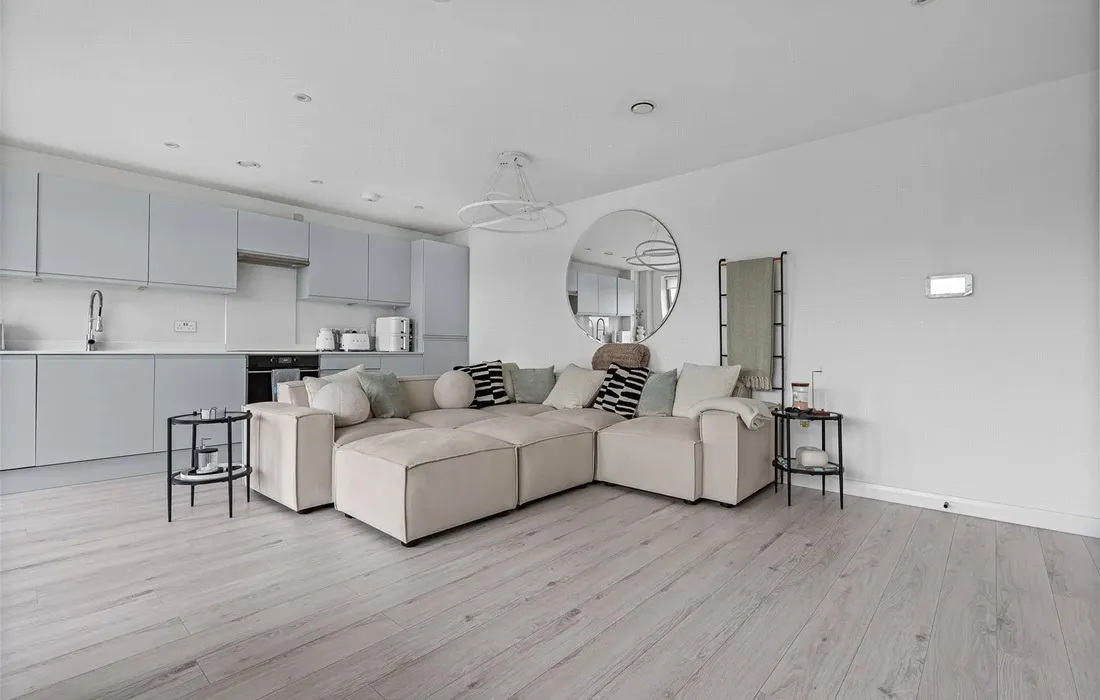2 bedroom apartment for sale