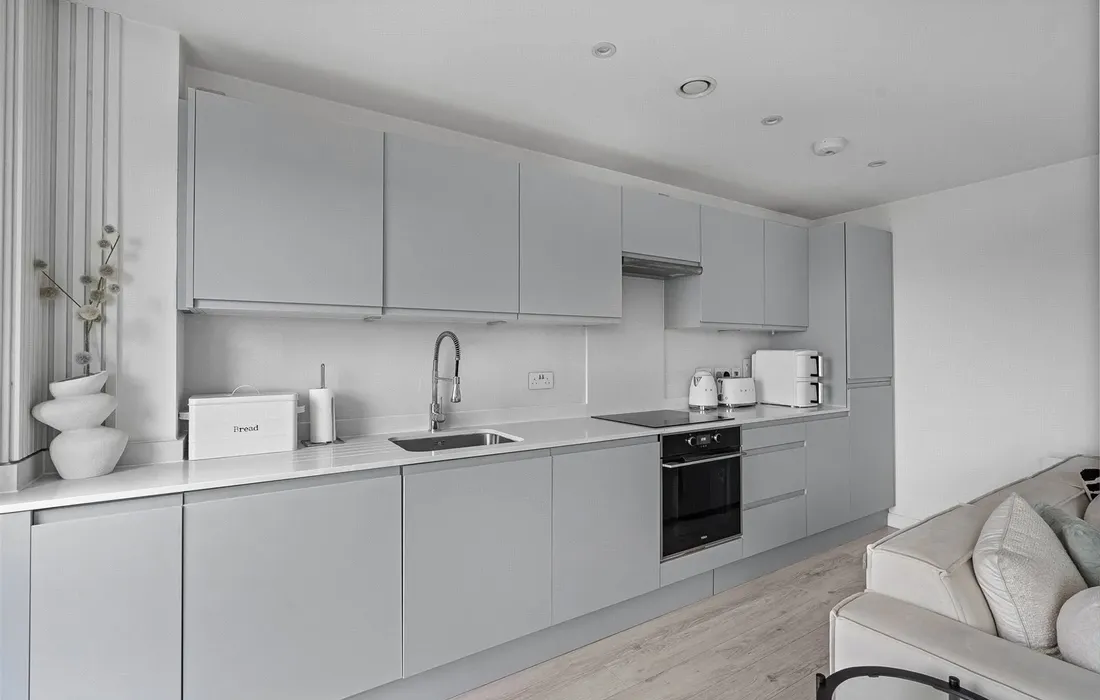 2 bedroom apartment for sale