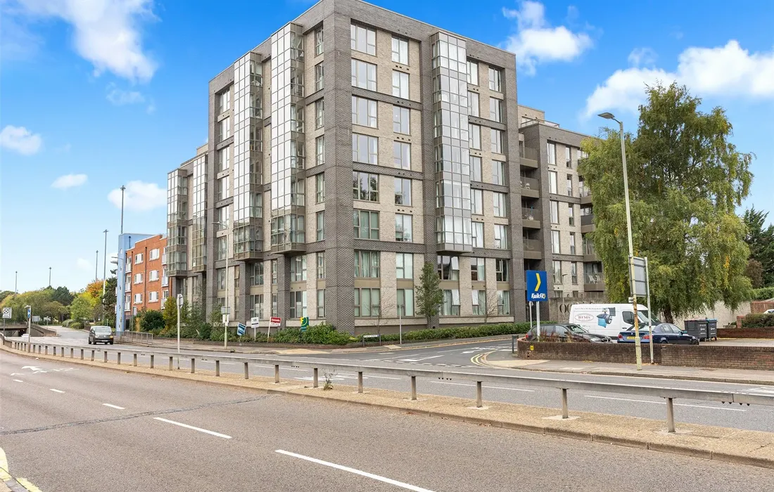 2 bedroom apartment for sale