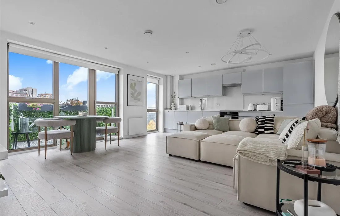2 bedroom apartment for sale