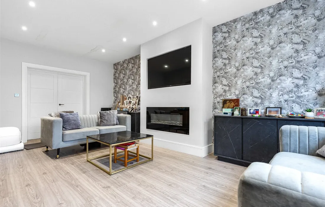 4 bedroom house for sale