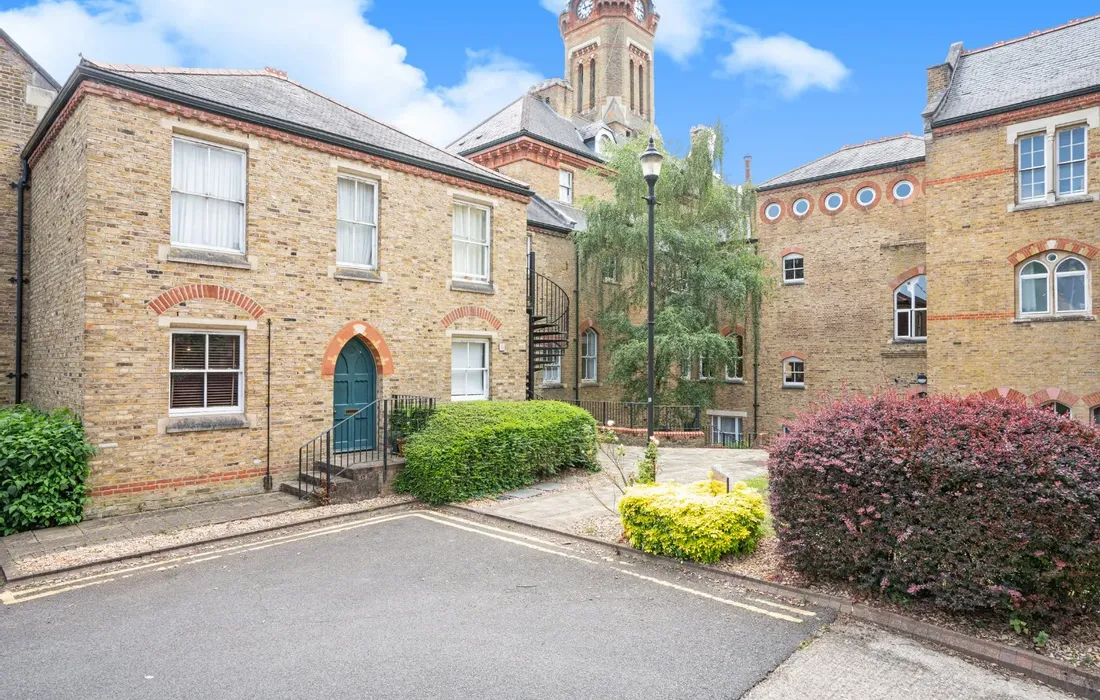 1 bedroom apartment to rent