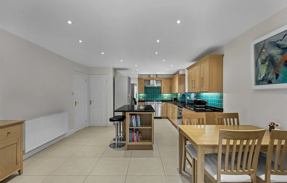 5 bedroom house for sale