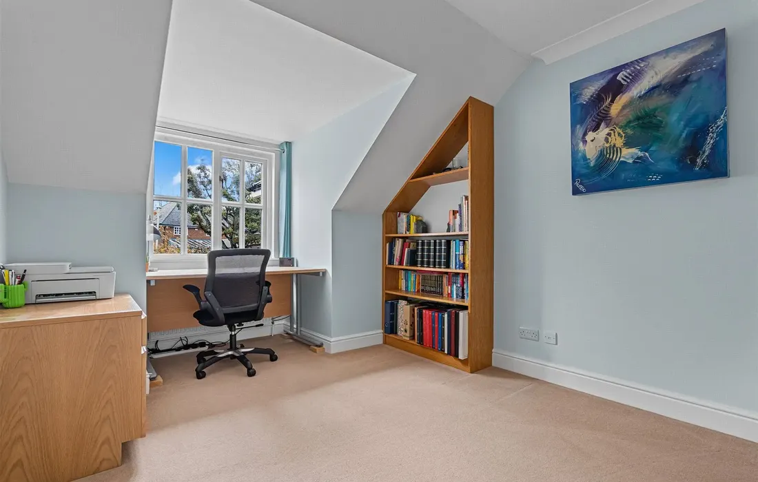 5 bedroom house for sale