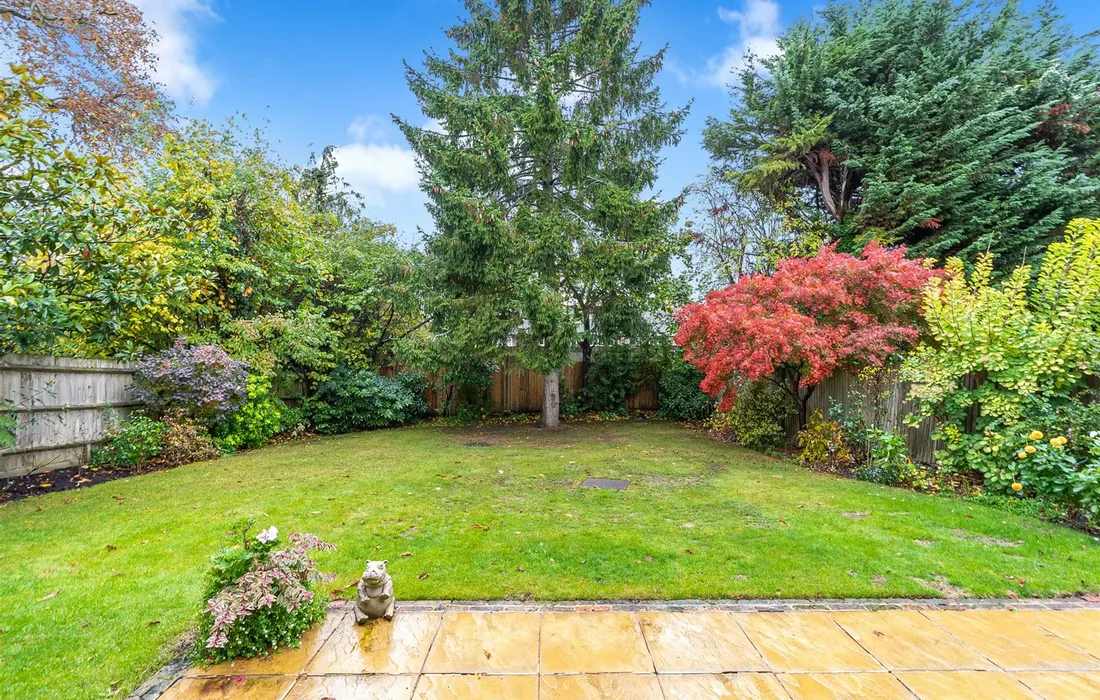 5 bedroom house for sale