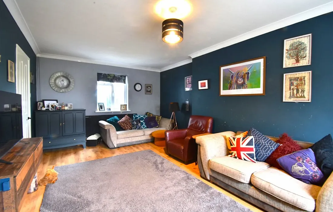 5 bedroom house for sale