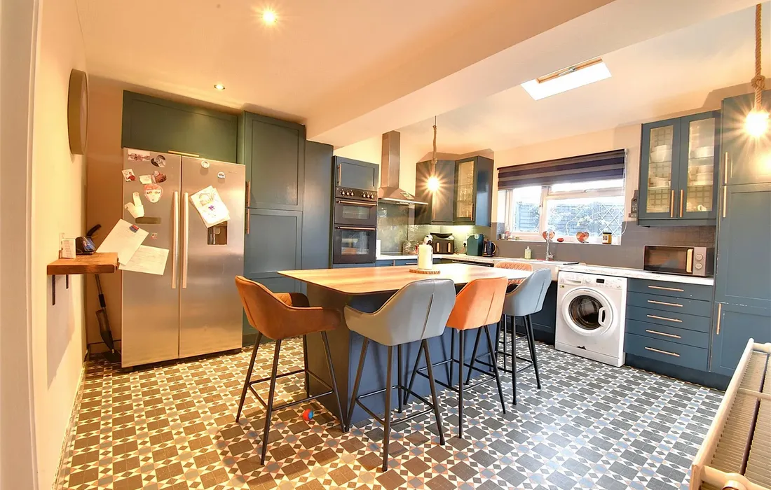 5 bedroom house for sale