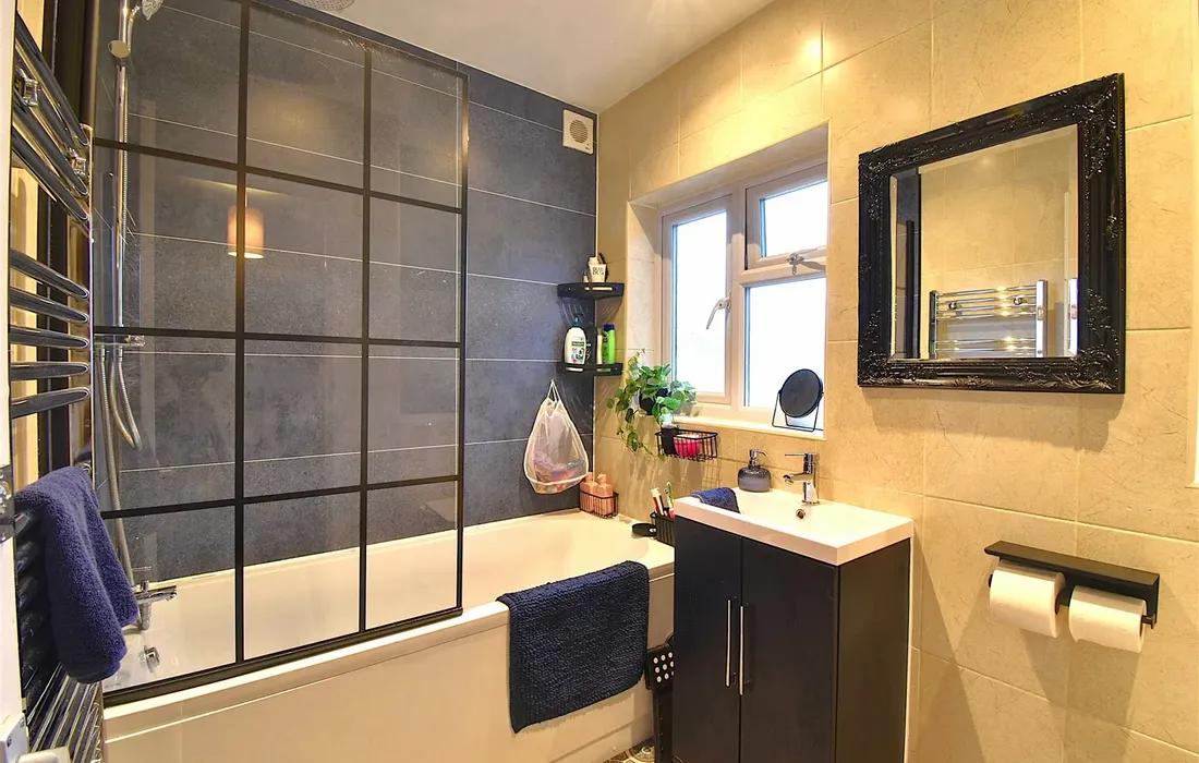 5 bedroom house for sale