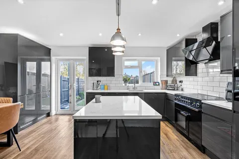 4 bedroom house for sale