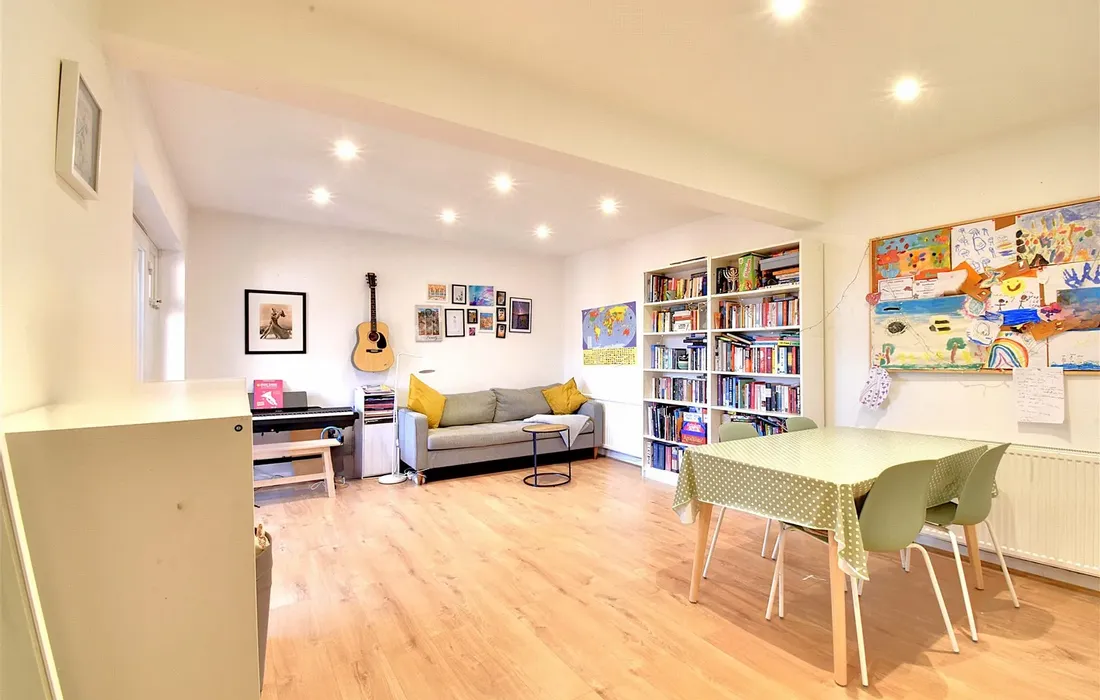 2 bedroom apartment for sale